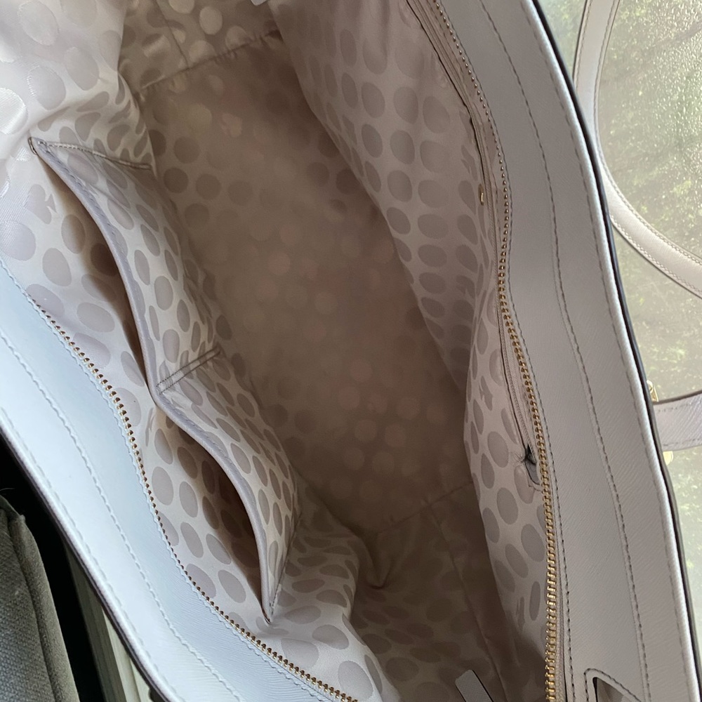 Kate Spade Harmony tote bag. - Picture 6 of 6